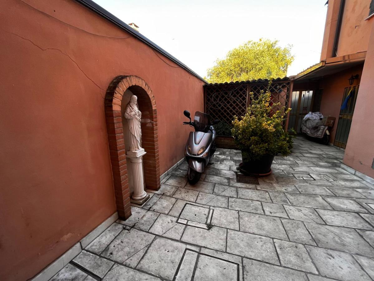 Pink Flamingo Accomodation Comacchio Exterior photo